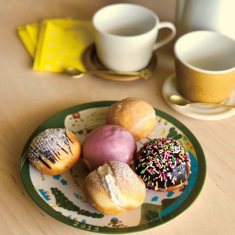 （使う）ゆったりとした『お茶の時間』のお菓子を盛るお皿として